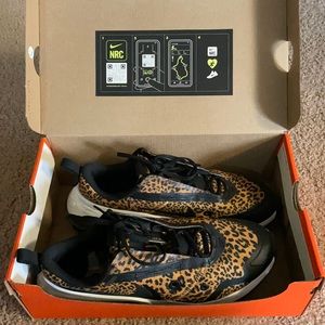 Nike Air Max Leopard print